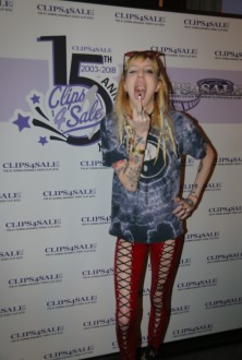 aee18_clips4sale_040