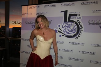 aee18_clips4sale_045