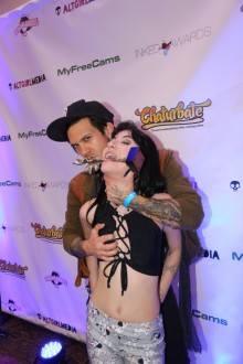 Exxxotica_nj2016_inked_awards_371