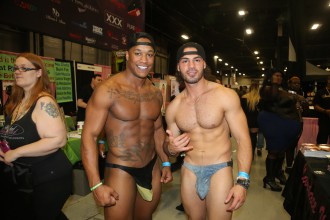exxotica_nj2017_day1_001_093