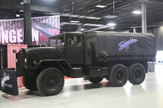 exxotica_nj2017_day2_004 