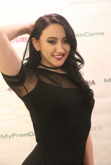 exxotica_nj2017_inkedawards089