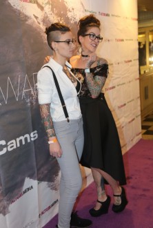 exxotica_nj2017_inkedawards095