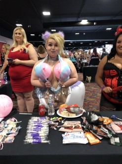 exxxotica_denver_2018_35     