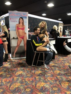 exxxotica_denver_2018_57        