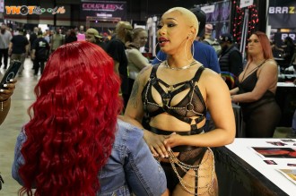 exxxxotica_chicago_2022_c_133 