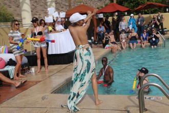 phoenix18_bikini_101