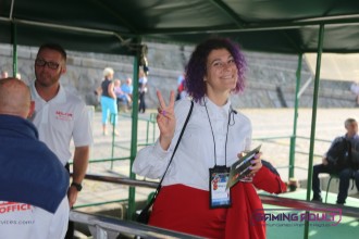 tesprague19_flirt_newmedia002