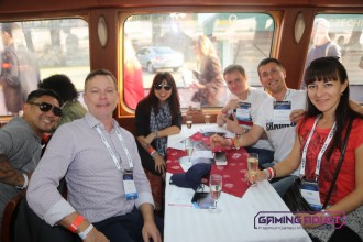 tesprague19_flirt_newmedia006