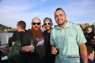 tesprague19_flirt_newmedia025