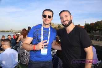 tesprague19_flirt_newmedia026