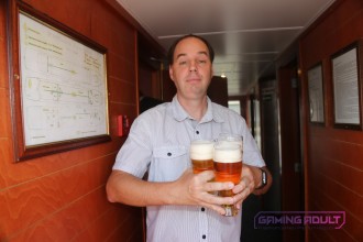 tesprague19_flirt_newmedia031