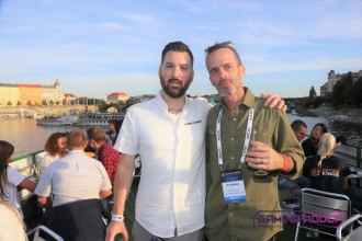 tesprague19_flirt_newmedia037