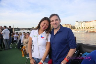 tesprague19_flirt_newmedia038