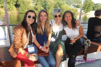 tesprague19_flirt_newmedia041