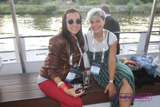 tesprague19_flirt_newmedia047