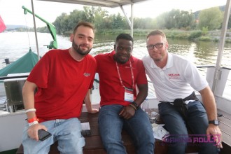 tesprague19_flirt_newmedia048