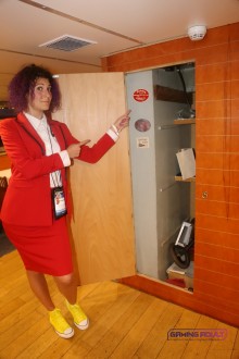 tesprague19_flirt_newmedia060 