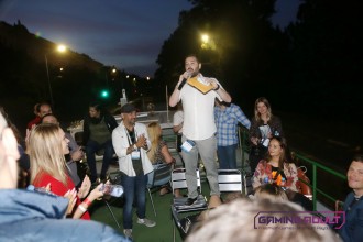 tesprague19_flirt_newmedia064 