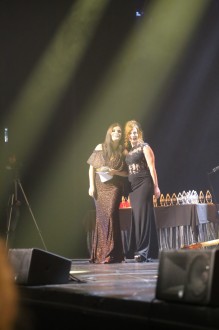 teslibson18_awards_318   