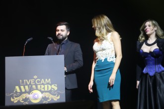 teslibson18_awards_350