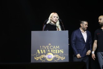 teslibson18_awards_401