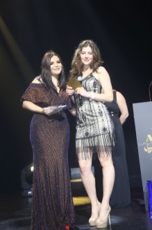 teslibson18_awards_408