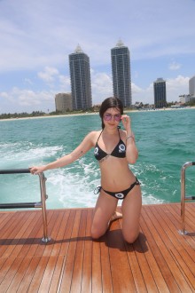 miami17_boat122         