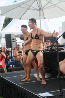 xbizmiami18_mankini_011