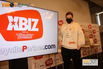 xbiz22_day1_XXX_017