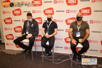 xbiz22_day3_xxx_06