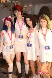 xbiz_miami_2003_d1_084