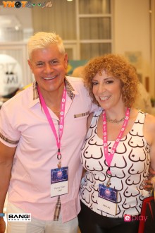xbiz_miami_2003_d2_142