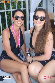 xbiz_miami_2003_d2_170