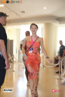 xbiz_miami_2003_d2_213