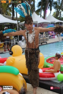 xbiz_miami_2003_d2_309
