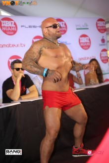 xbiz_miami_2003_d2_385