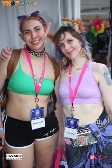 xbiz_miami_2003_d2_446
