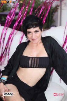 xbiz_miami_2003_d2_448